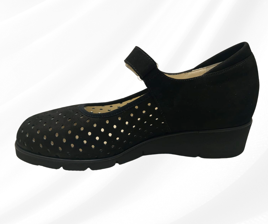 MARAL 105R NERO scarpa molto comoda donna predisposta per plantari ortopedici