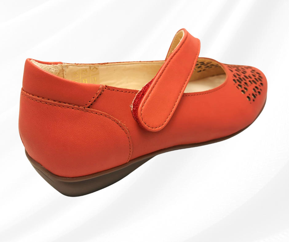 CARIM 4008 ROSSO scarpa molto comoda donna con cinturino predisposta per plantari