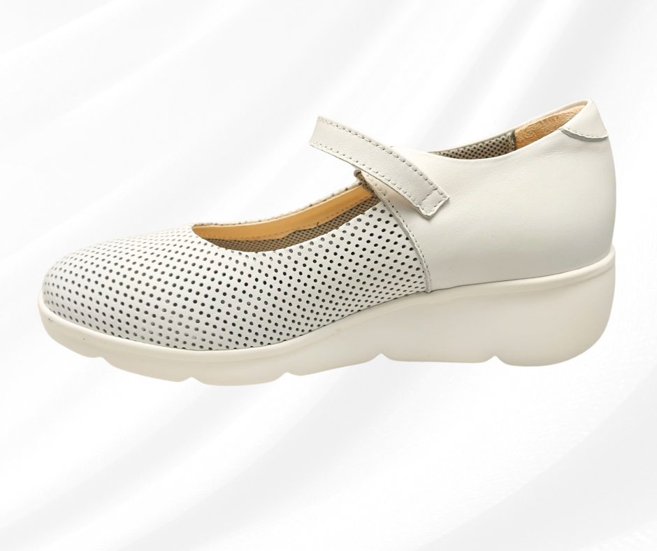 CARIM 4115 BIANCO scarpa molto comoda donna con cinturino predisposta per plantari