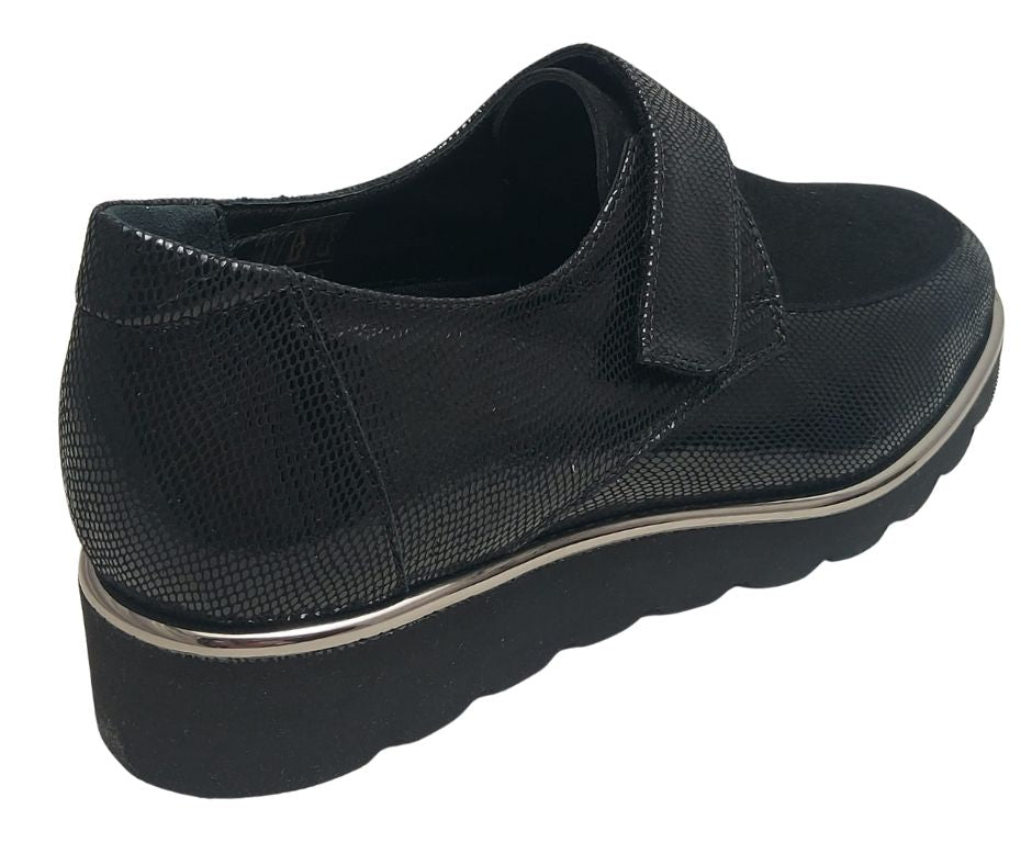 CARIM 4157 NERO scarpa molto comoda donna con stretch predisposta per plantari