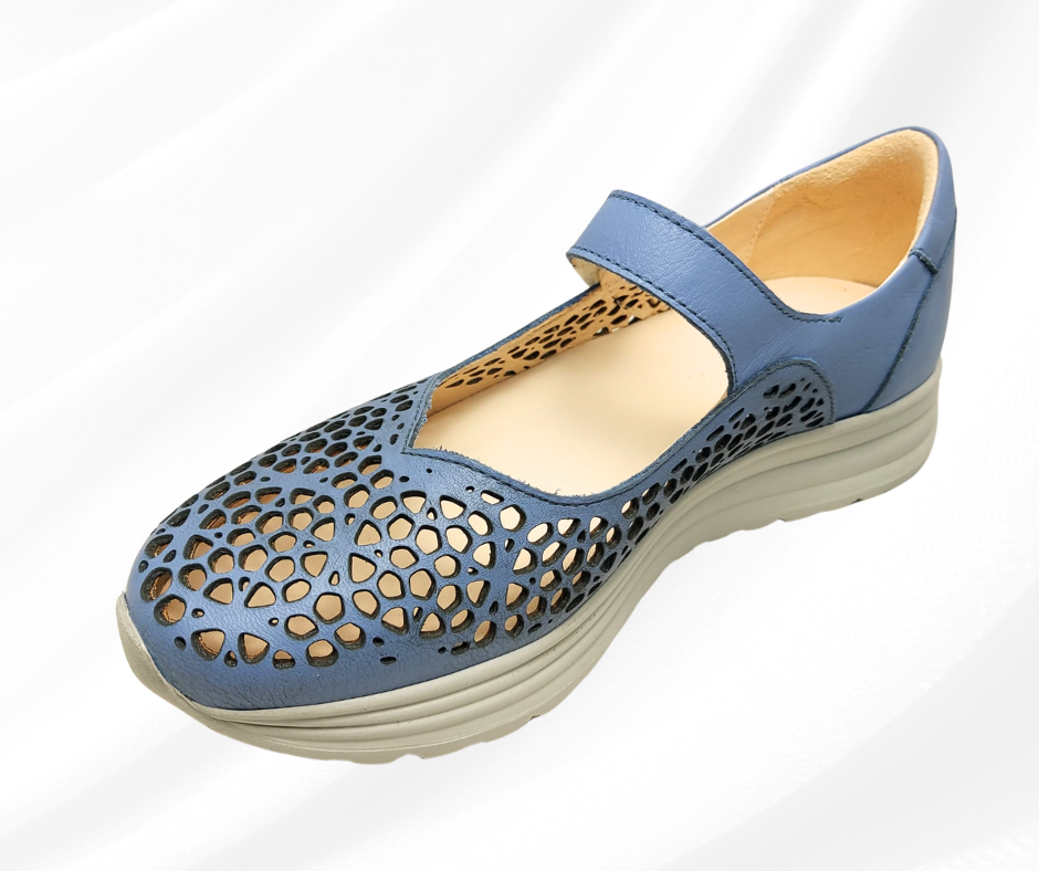 CARIM 5062 NOTI D'ORIENTE scarpa molto comoda donna con cinturino predisposta per plantari