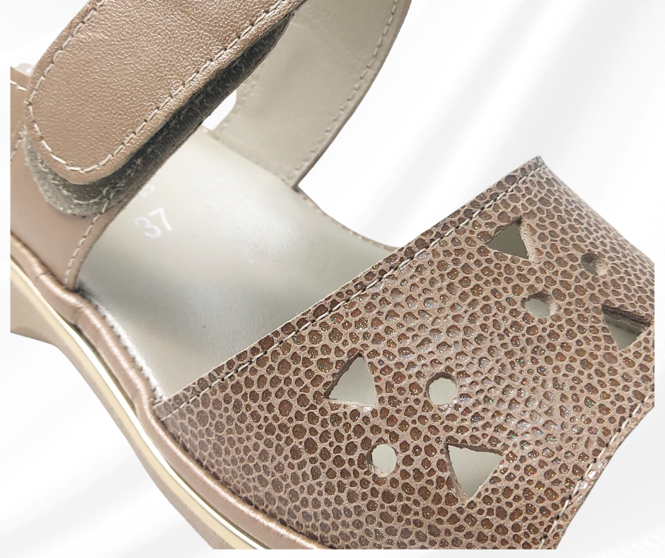 MARALSHOES 533A ORO sandalo anatomico molto comodo con stretch
