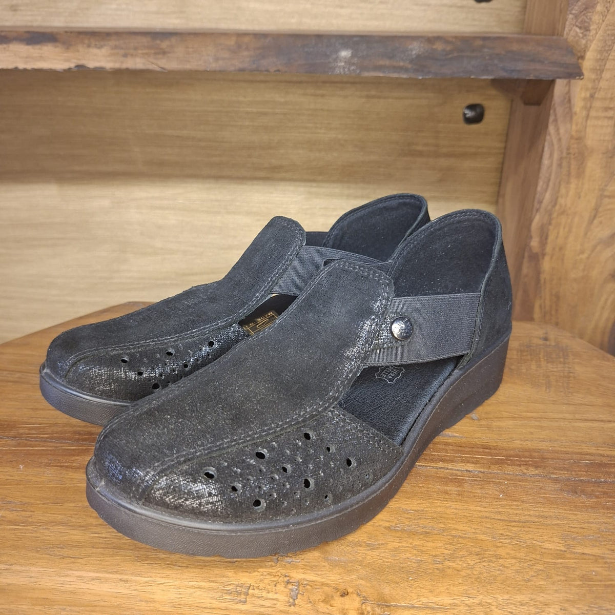 Scarpa semiaperta Enval Soft 57566 nero
