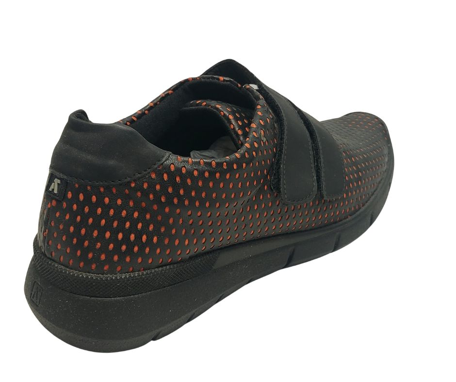 ARCOPEDICO L79 NERO ROSSO scarpa ultramorbida per piedi sensibili con doppio stretch
