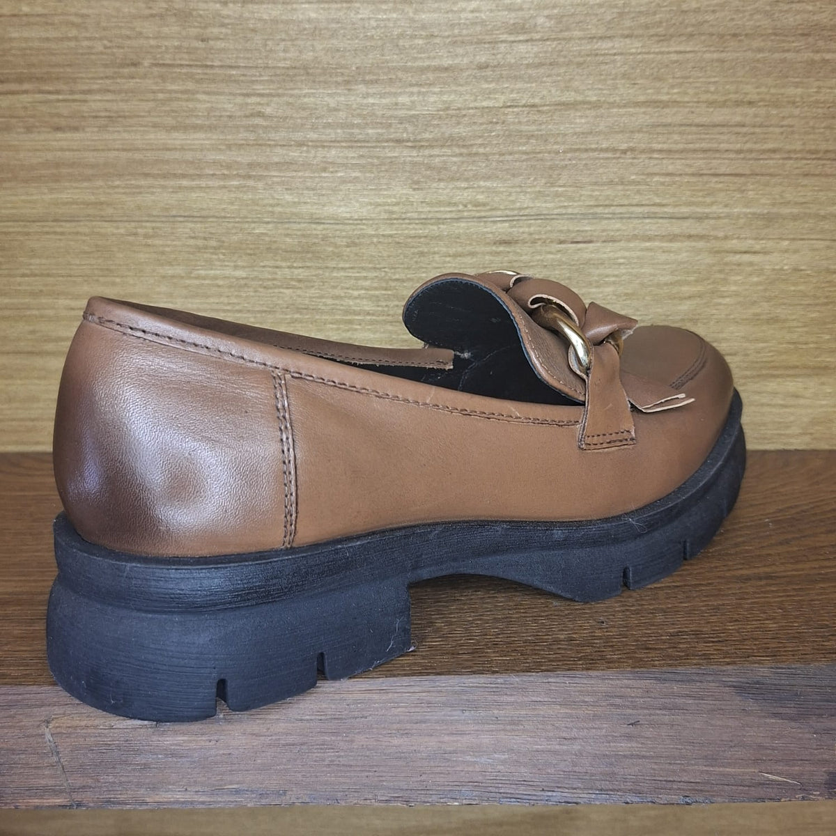 Scarpa accollata in pelle Melluso Cuoio