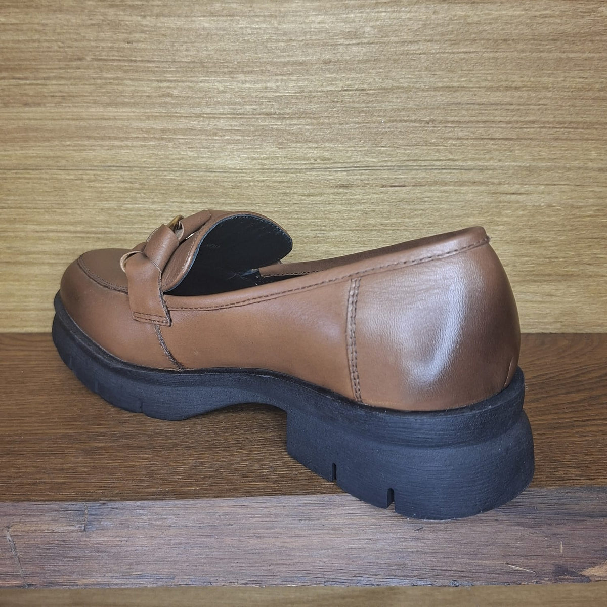 Scarpa accollata in pelle Melluso Cuoio