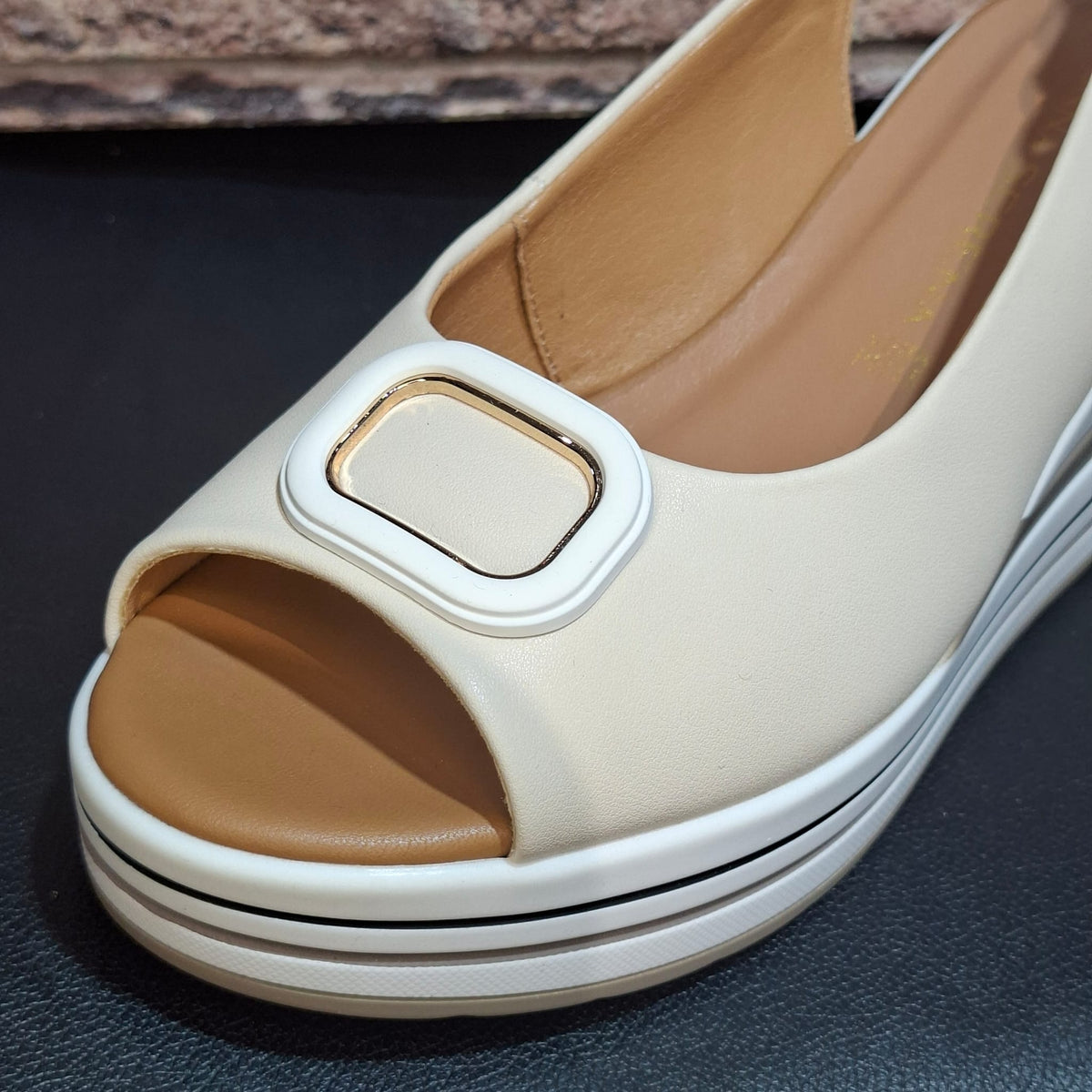 Sandalo donna con zeppa Donna serena 156079 beige