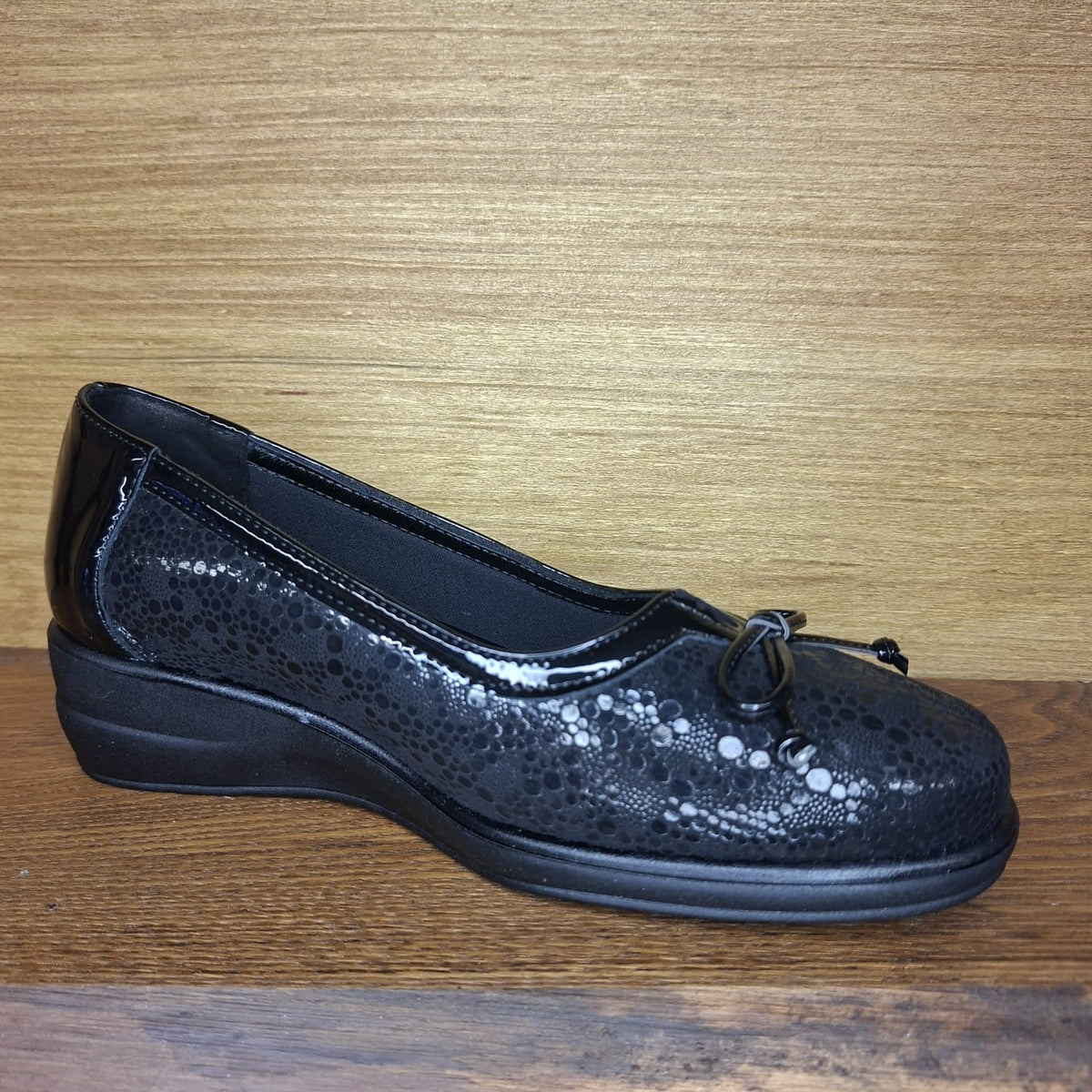 Scarpa comoda donna Confort 2342 nero