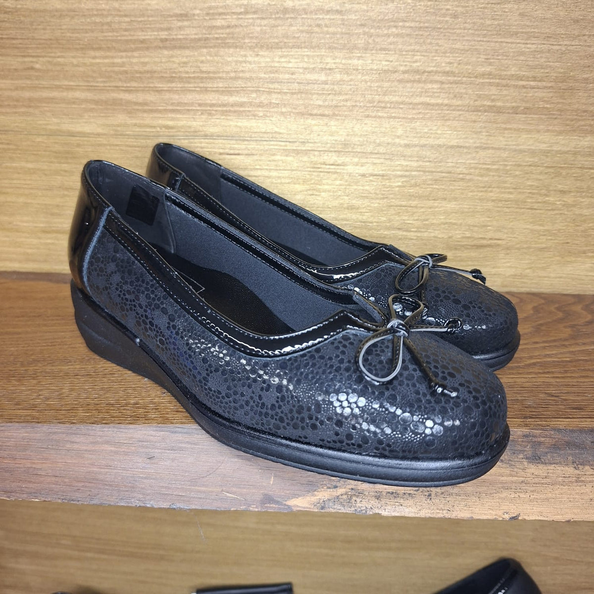 Scarpa comoda donna Confort 2342 nero