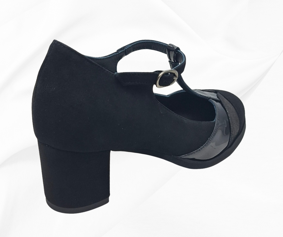 CMC 2465 nero scarpa molto comoda con tacco e cinturino