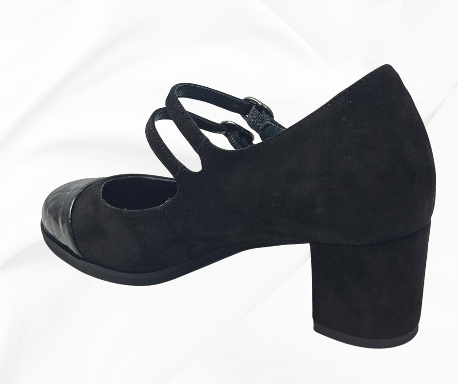 CMC 2466 NERO scarpa molto comoda con tacco e cinturino