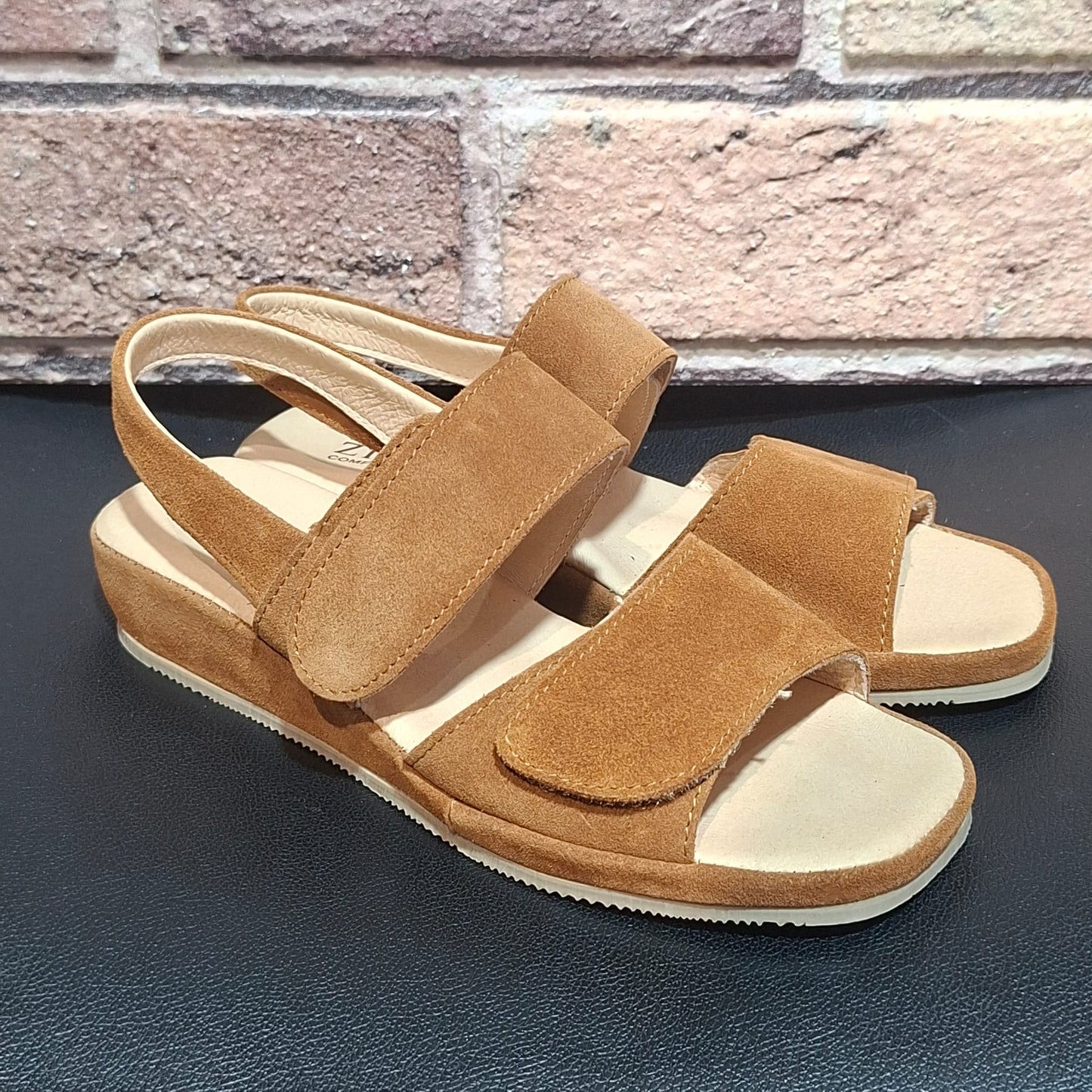 Sandalo in pelle con doppio stretch Ziviani 3065 BRUCIATO