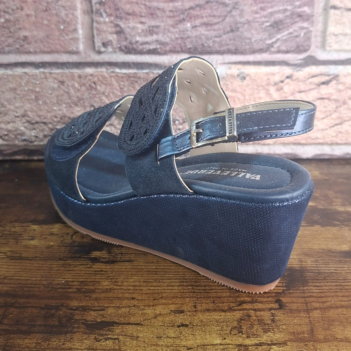 Sandalo Valleverde con doppio stretch e fibbia 32210 Blu
