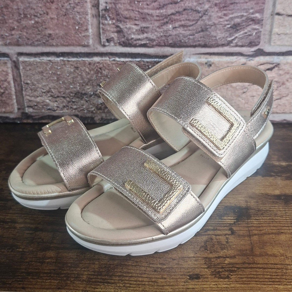 Sandalo in pelle Valleverde 32700 pink