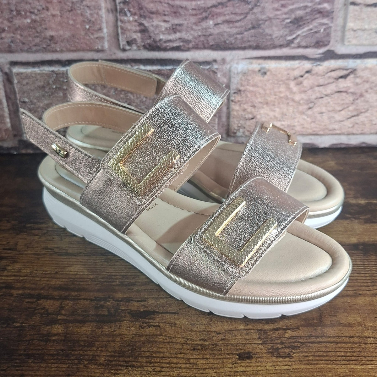 Sandalo in pelle Valleverde 32700 pink