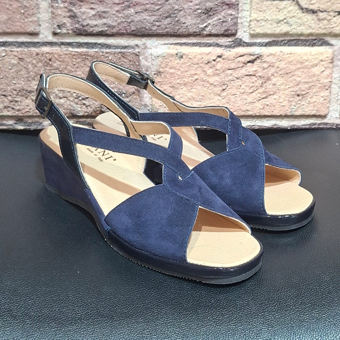 Sandalo in pelle con doppio stretch Ziviani 5098 blu
