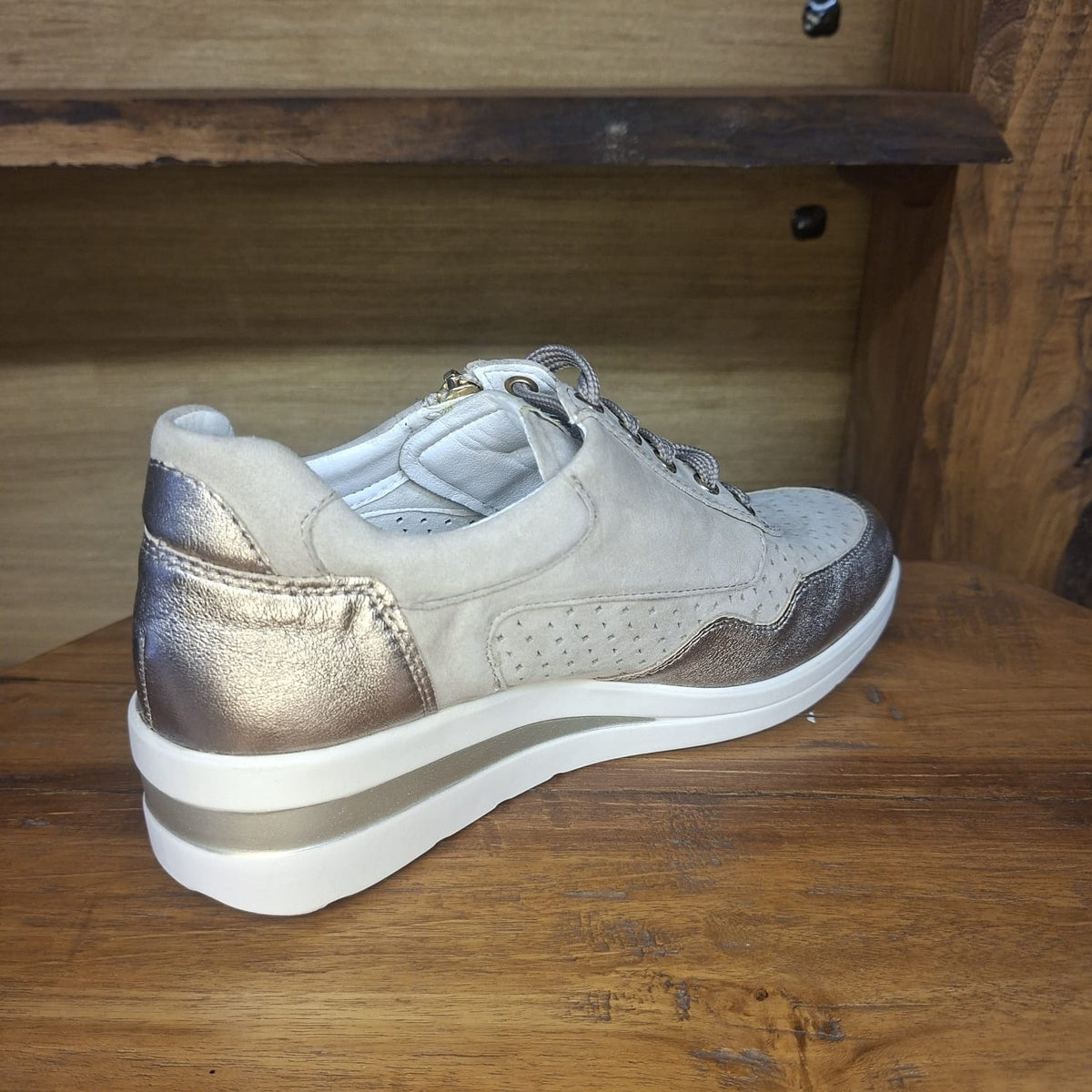Sacrap con lacci in pelle Cinzia Soft IV121458 SABBIA