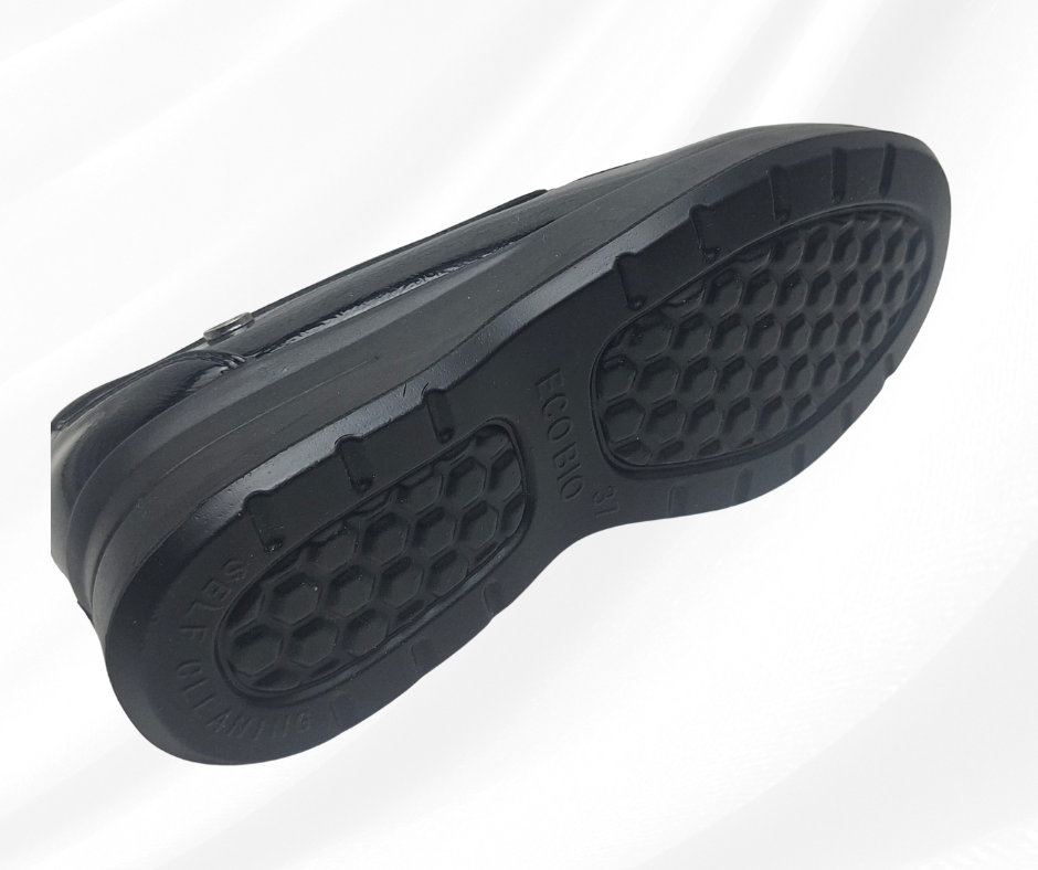 Mocassino a pianta larga con plantare memory foam J63105 BLACK