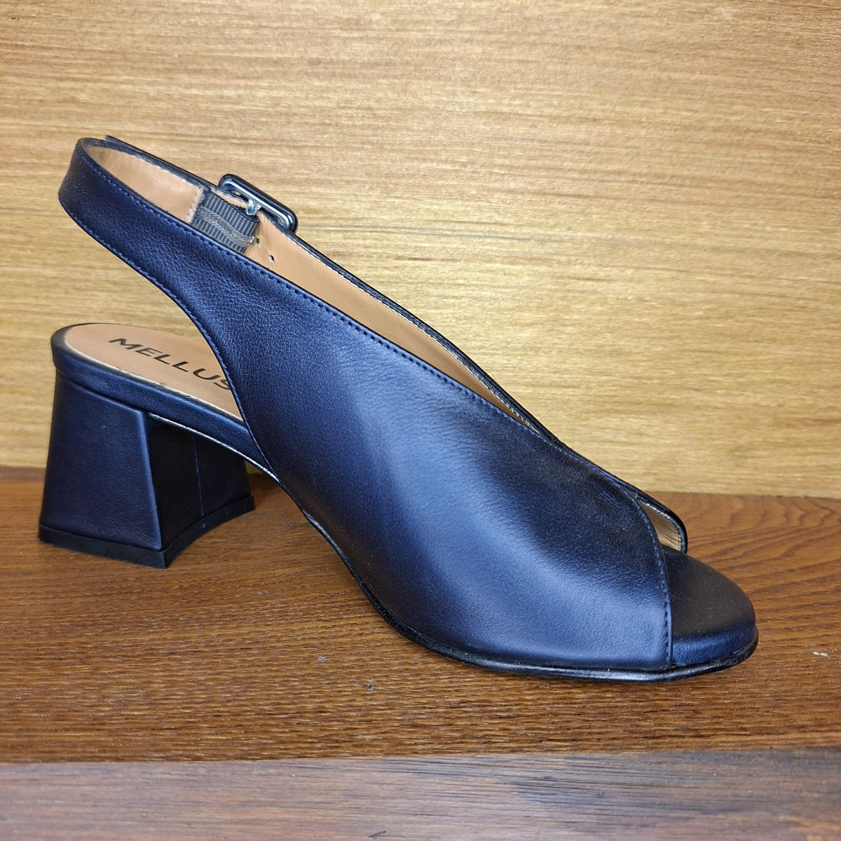 Sandalo in pelle con tacco Melluso N622W abyss