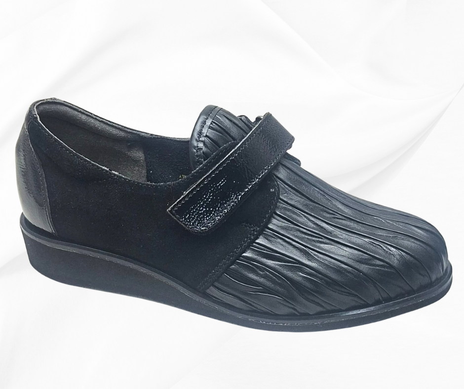 LOREN O5818 NERO scarpa con strech per piedi sensibili predisposta per plantari