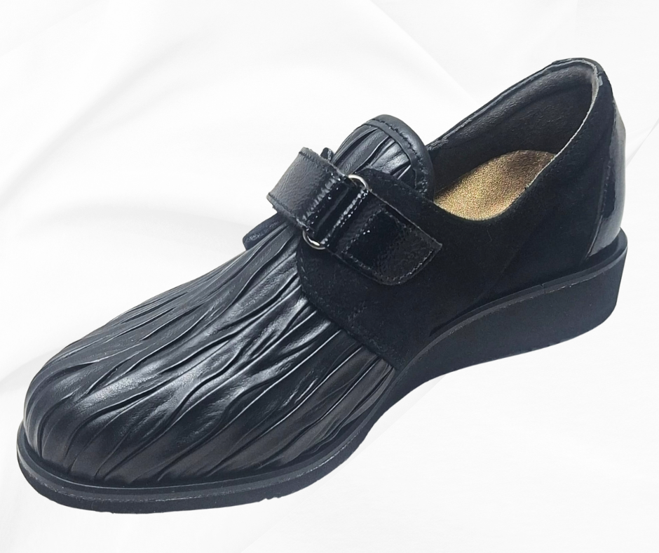 LOREN O5818 NERO scarpa con strech per piedi sensibili predisposta per plantari