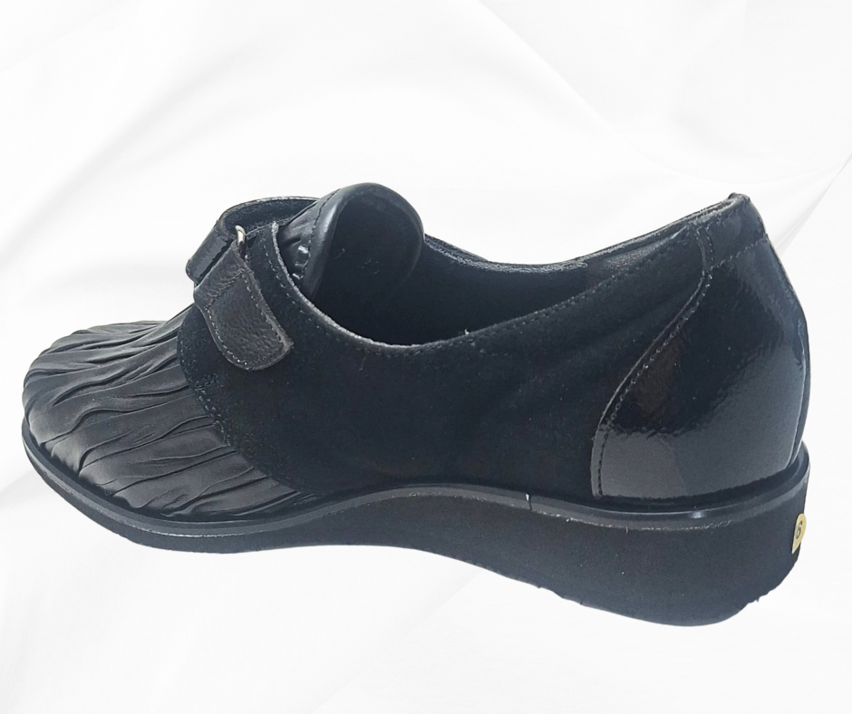 LOREN O5818 NERO scarpa con strech per piedi sensibili predisposta per plantari