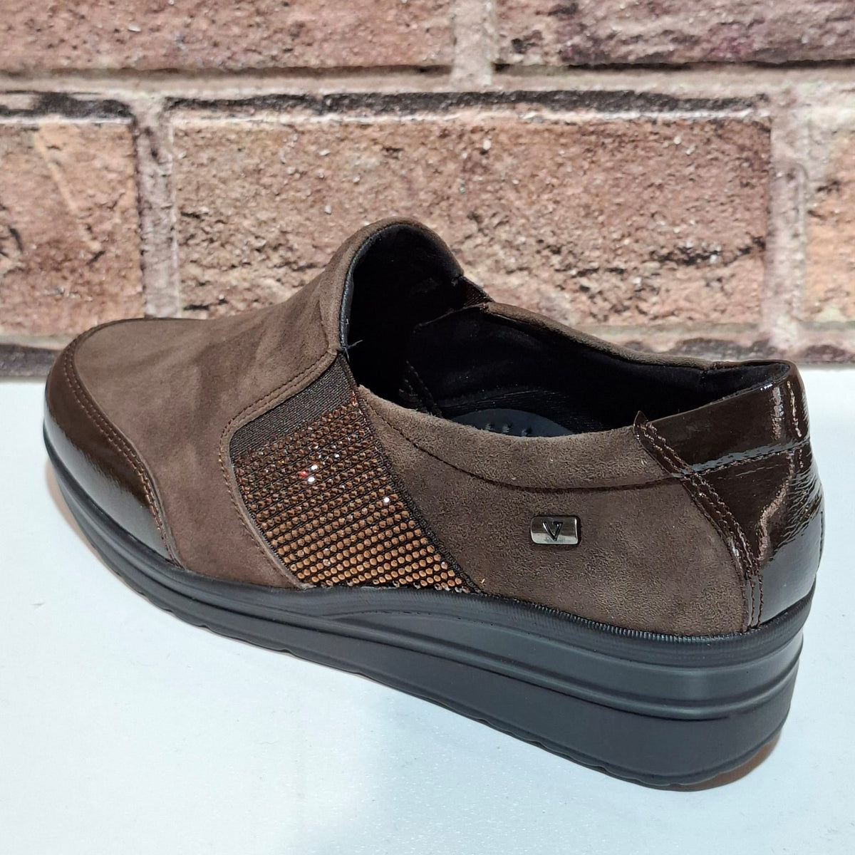 Scarpa donna con lacci VD200F moro