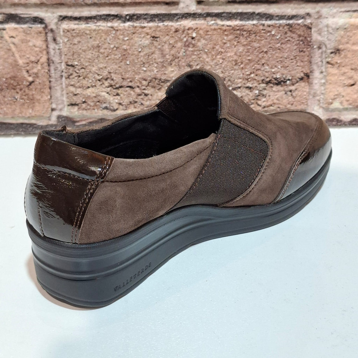 Scarpa donna con lacci VD200F moro