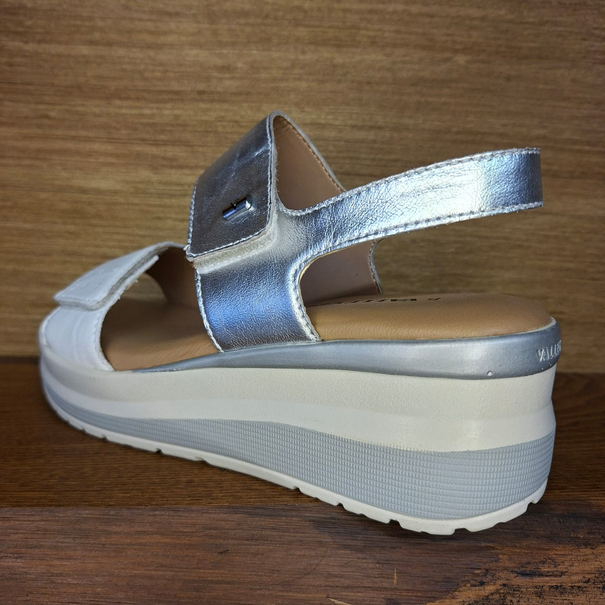 Sandalo comodo Valleverde VGI322W bianco