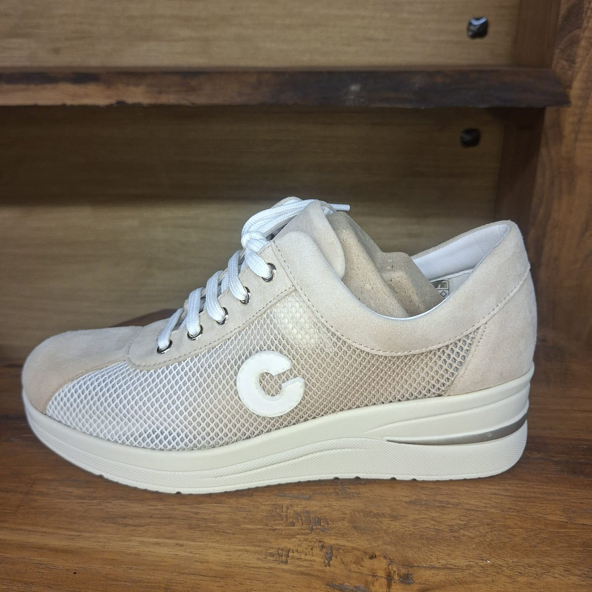 Sacrpa chiusa con lacci CINZIA SOFT IV0923492 ivory