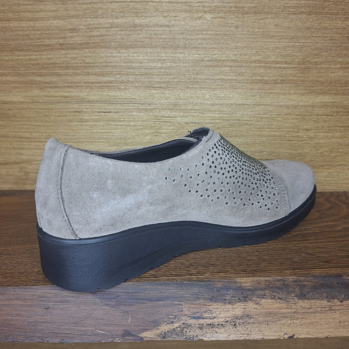 Scarpa con stretch Enval Soft 67616 FANGO