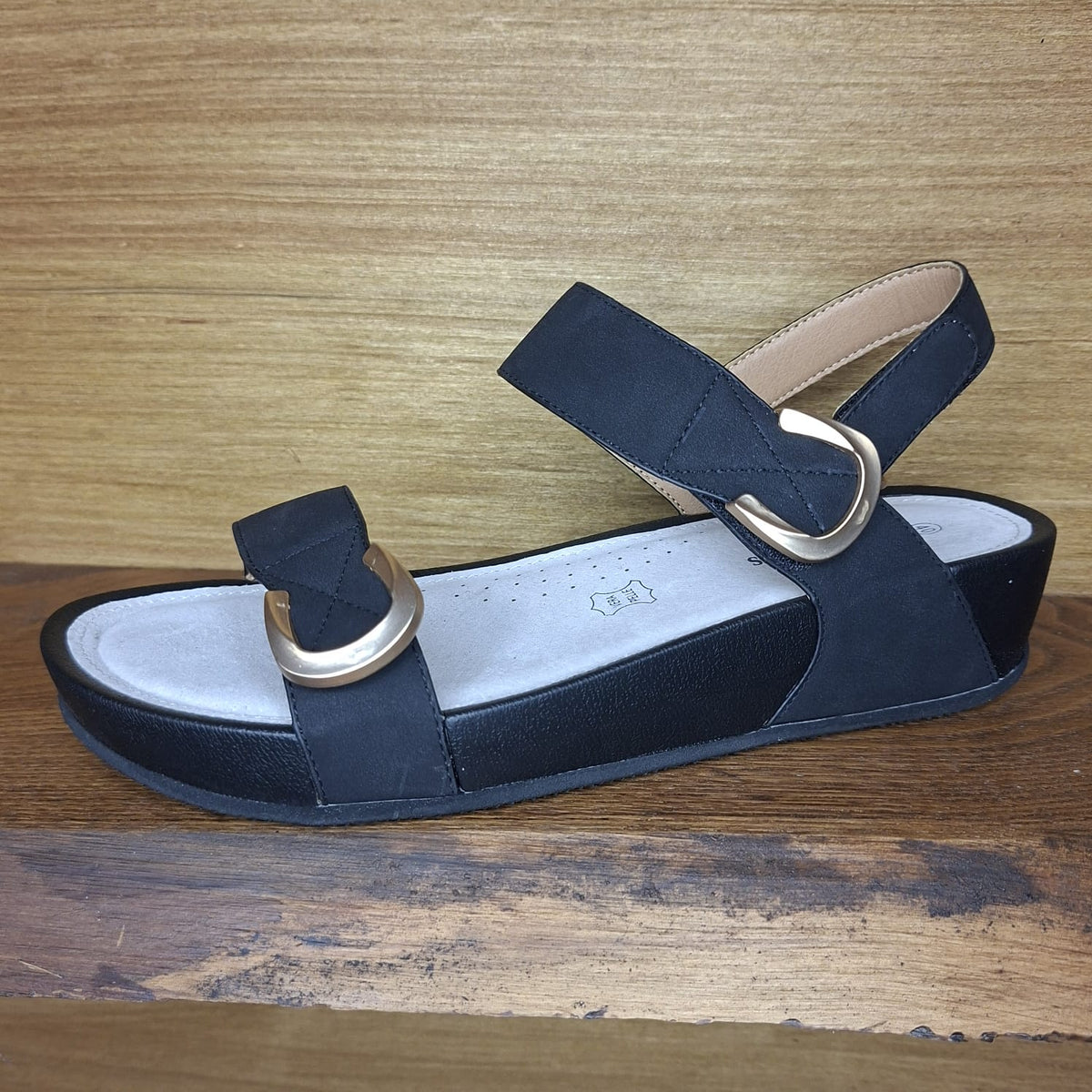 Sandalo molto comodo con triplo stretch CC Resort Finnegan Black