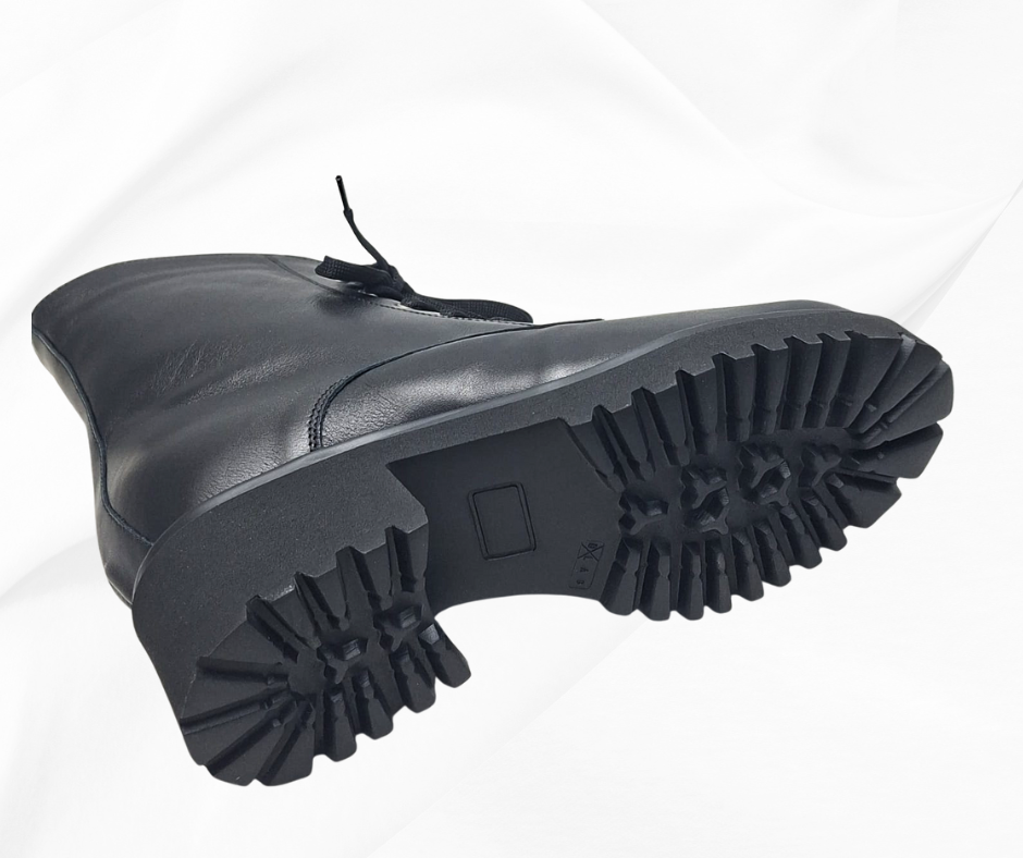 MARAL G018 NERO stivaletti in pelle con lacci e lampo predisposti per platare