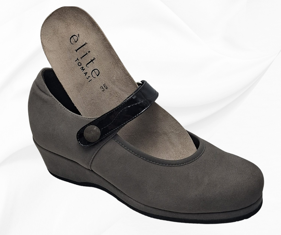 TOMASI elite ISABEL Scarpe Mary Jane in Suede Grigio con Dettagli Lucidi