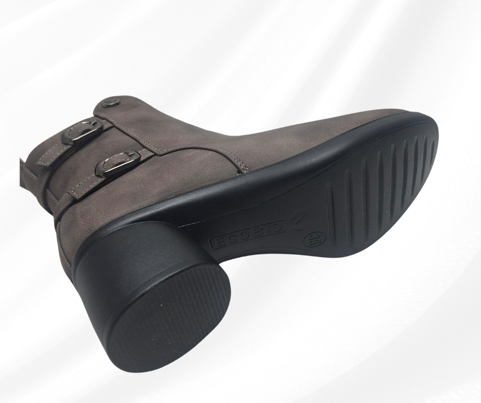 Stivaletto molto comodo con tacco e plantare in memory J53597 TAUPE