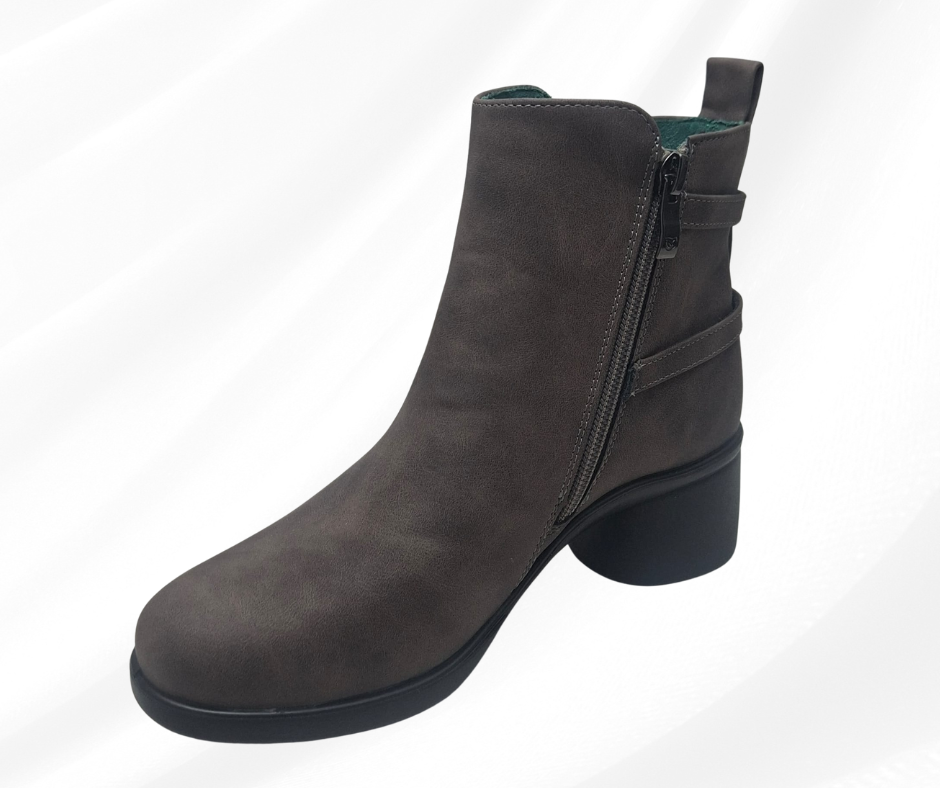Stivaletto molto comodo con tacco e plantare in memory J53597 TAUPE