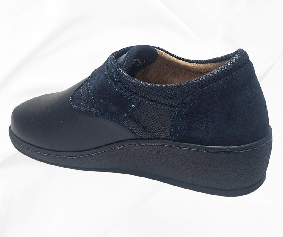 LOREN M3186 BLU scarpa con strech per piedi sensibili predisposta per plantari