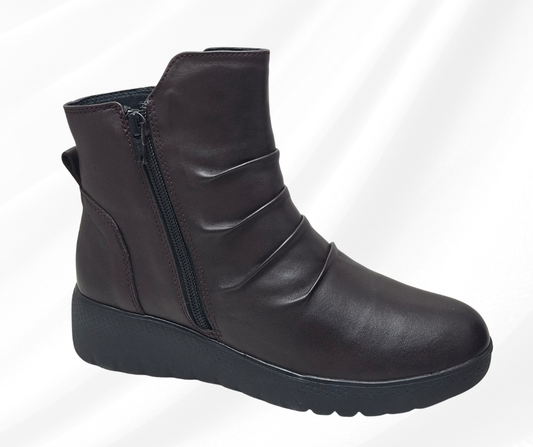 Stivaletto in pelle morbida con doppia lampo W23958 bordo