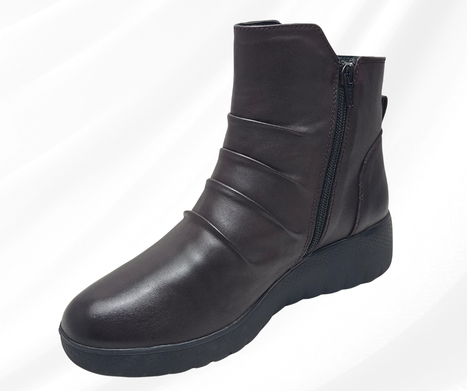Stivaletto in pelle morbida con doppia lampo W23958 bordo